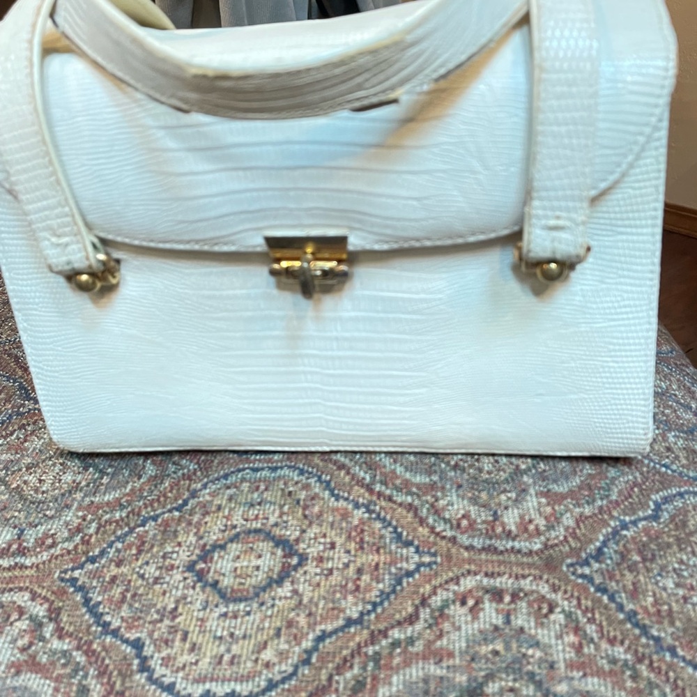 Elegant White Handbag